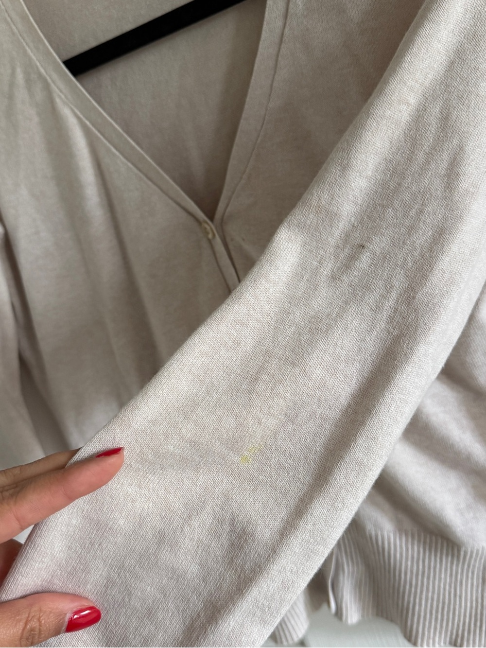 H&M Cream Button-Down V-Neck Ribbed Top - Picture 5 of 6